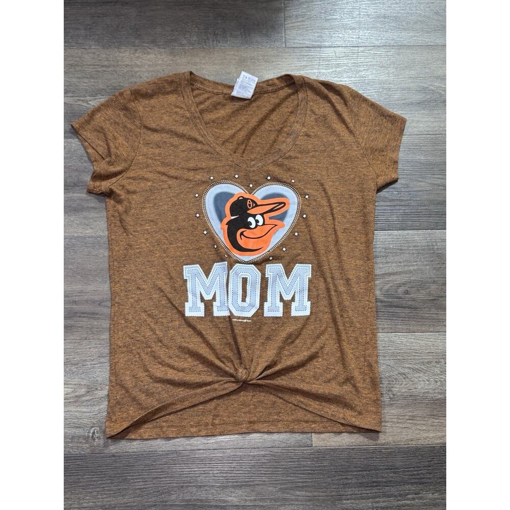 Campus Lifestyle MLB Baltimore Orioles Mom V-Neck Knot Front T-Shirt Brown L MOM